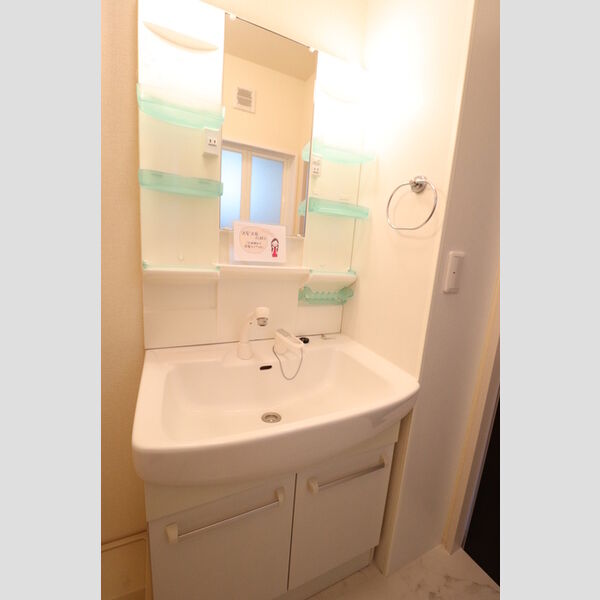 ラマージュおおたかの森103号室 洗髪洗面化粧台