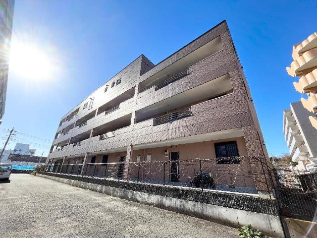 サンヒルズ 外観写真（昼）