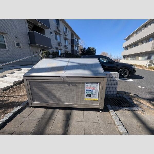 コモレビ大蔵　F303号室 ゴミストッカー