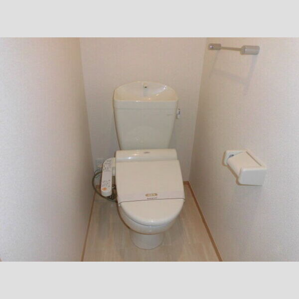 フロース202号室 温水洗浄便座