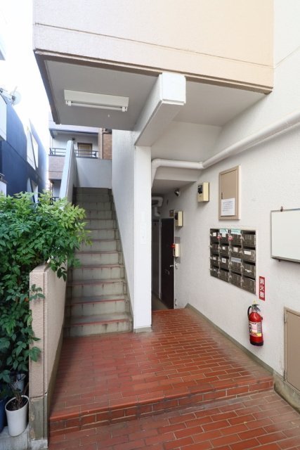 日吉パールハイツ エントランス