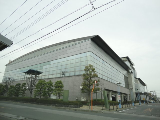 Ｒｏｍａｎｔｉｓ　Ｋａｗａｇｕｃｈｉ（ロマンティス　川口） 東スポーツセンターまで520ｍ