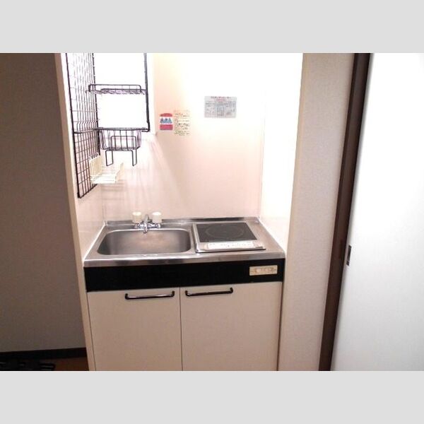 ベルメゾン土屋301号室 キッチン