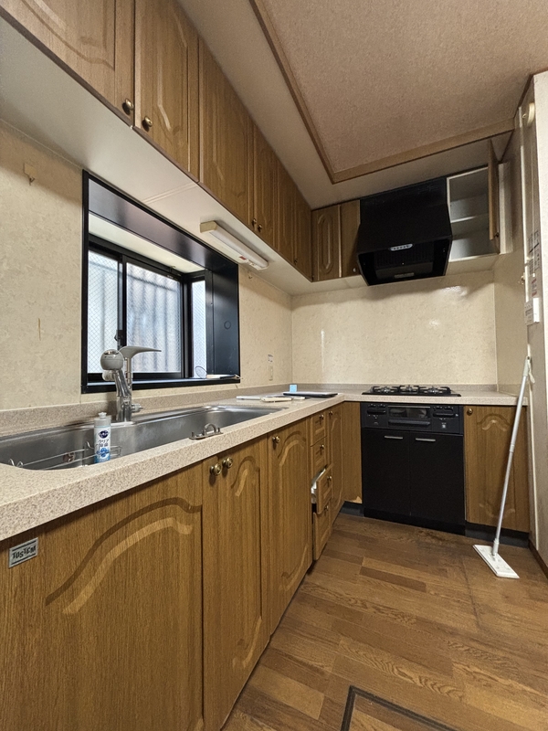 平塚市袖ヶ浜戸建 キッチン