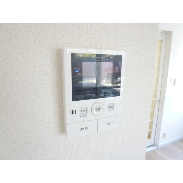 横山メゾネットA号室 モニター付インターホン