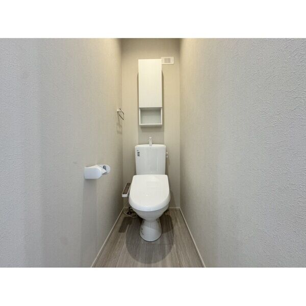 モデラート大崎201号室 トイレ