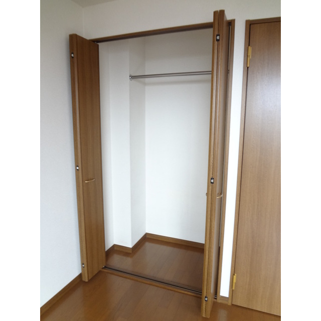 アンプルールフェール白亜 内観