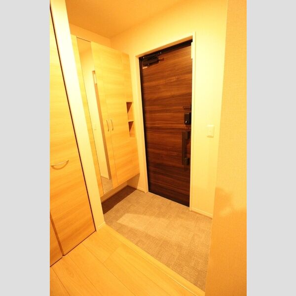 ムーンヒルズ・T 玄関