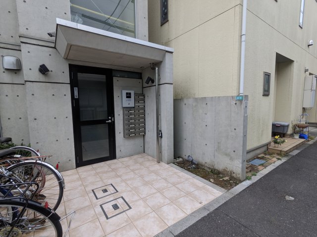 ブランシェ高円寺303号室 エントランス