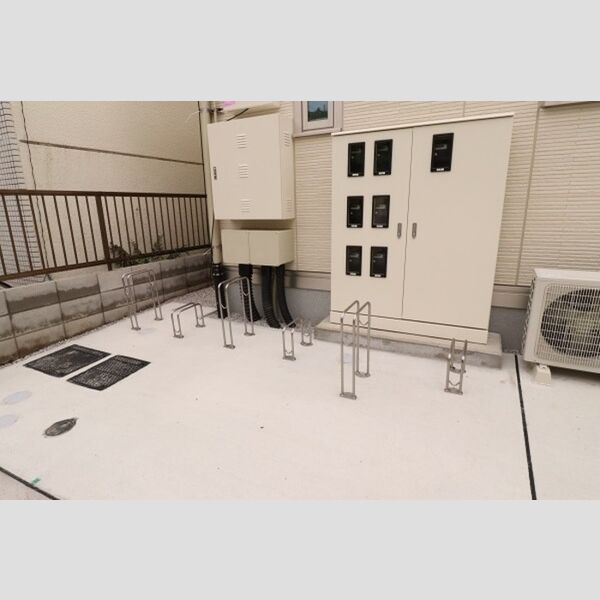 マ・メゾン 自転車駐輪場(台数制限有)