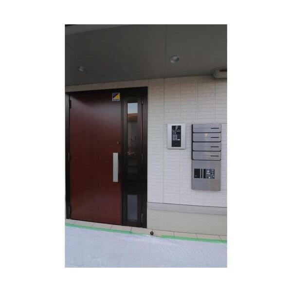 チェロ・パンターノ エントランス