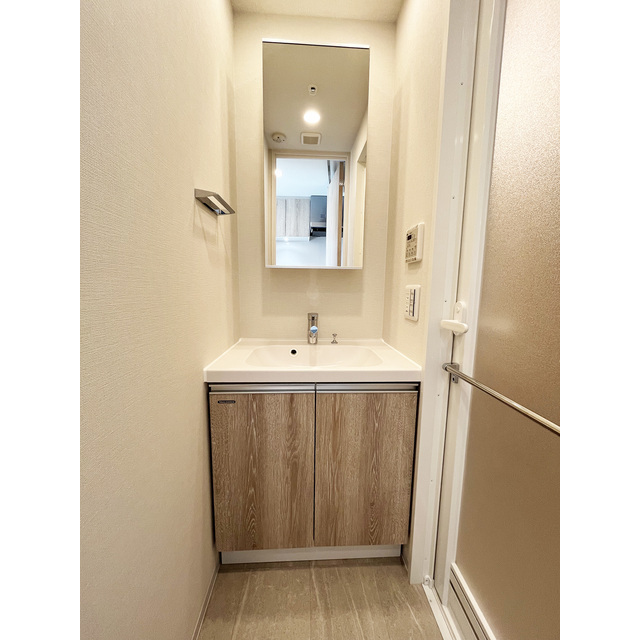 ブランシエスタ横浜高島町1302号室 内観