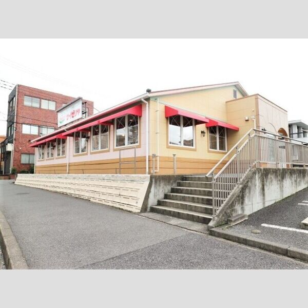 ルミエール サイゼリヤ柏6丁目店　380m