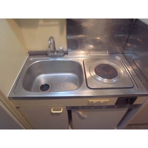 ダイホープラザ鶴見 キッチン全体