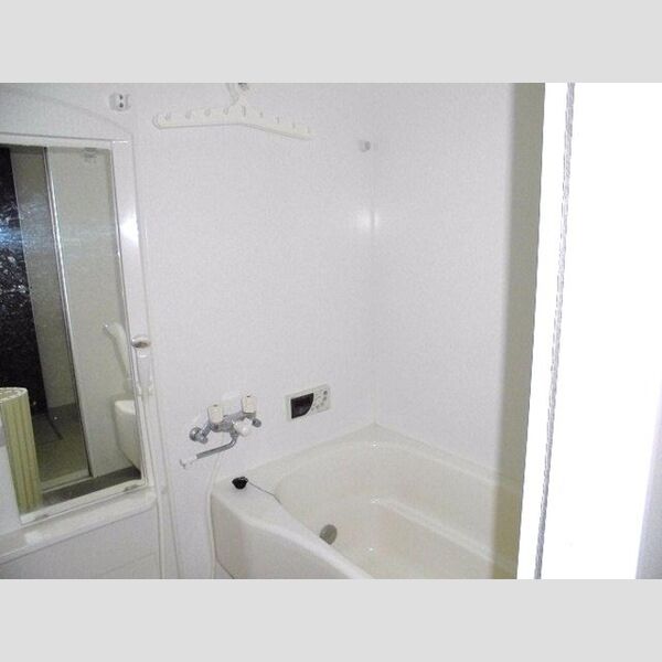 メゾンアリア101号室 浴室　追い焚き機能付