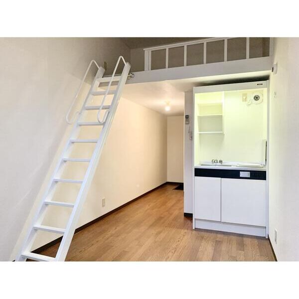 GAP桜丘305号室 リビング