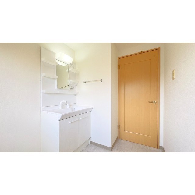 プレシャス　イースト 洗濯機置き場あり