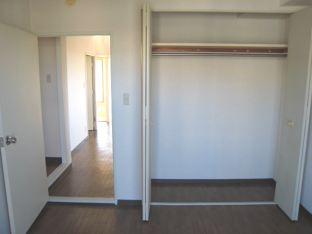 グランメール竹生 収納