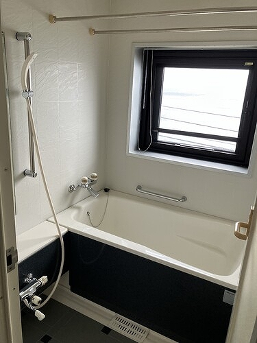 ライオンズマンション鎌倉七里ガ浜海岸3階 バスルーム