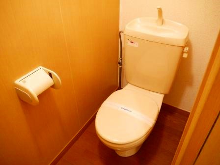 レオパレスシャルマン108号室 風呂・トイレ別