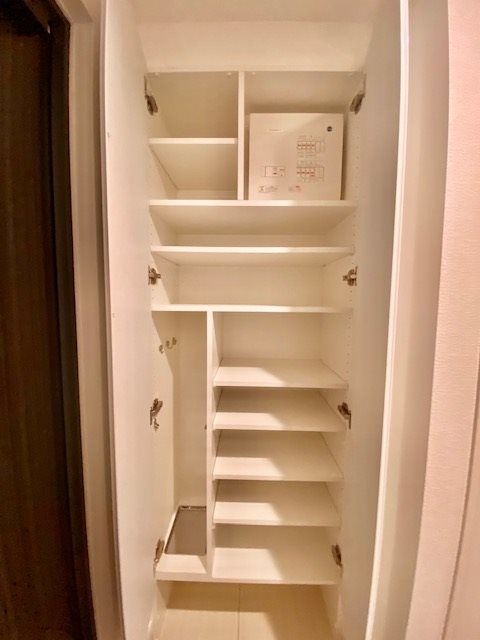 ラクラス四谷2階 玄関