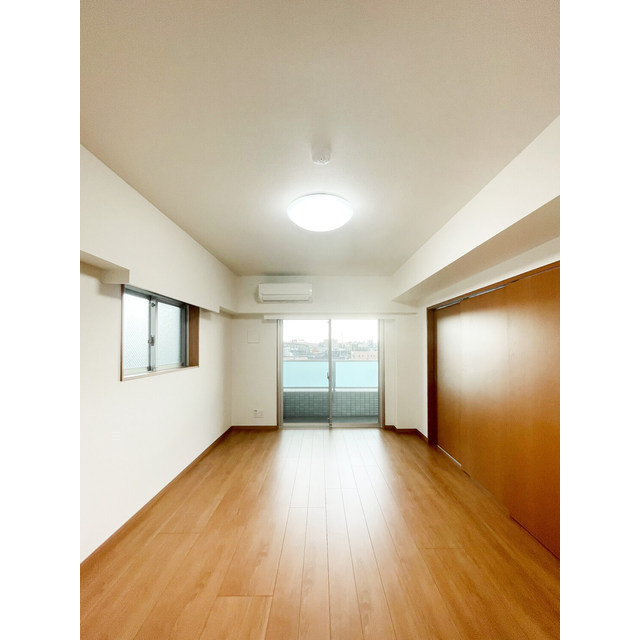 アーバハイツ六町環七北通り0506号室 リビング