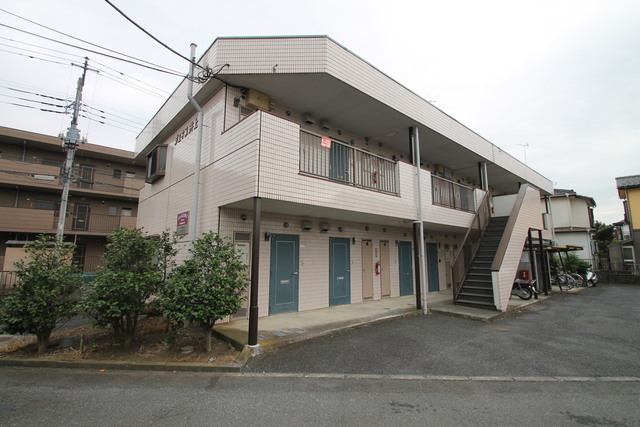 ジュネス井上 外観はタイル貼り！！