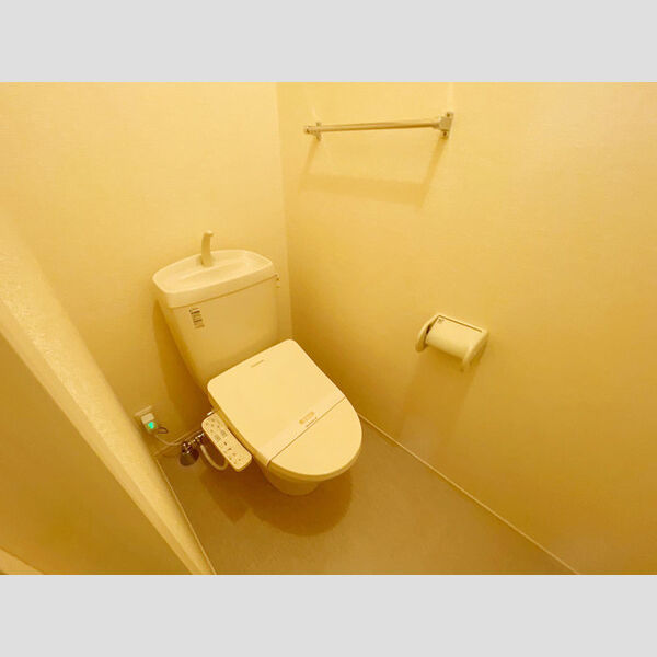 グレイスコート101号室 トイレ(温水洗浄暖房便座付)