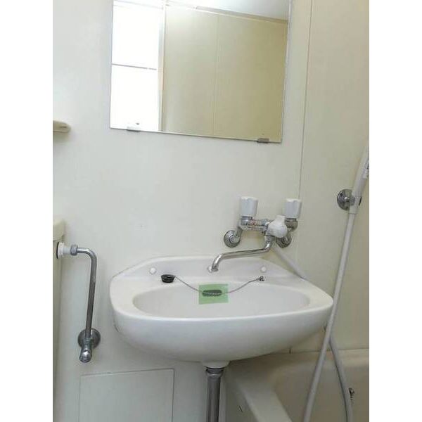 東が丘ハイツ0106号室 洗面