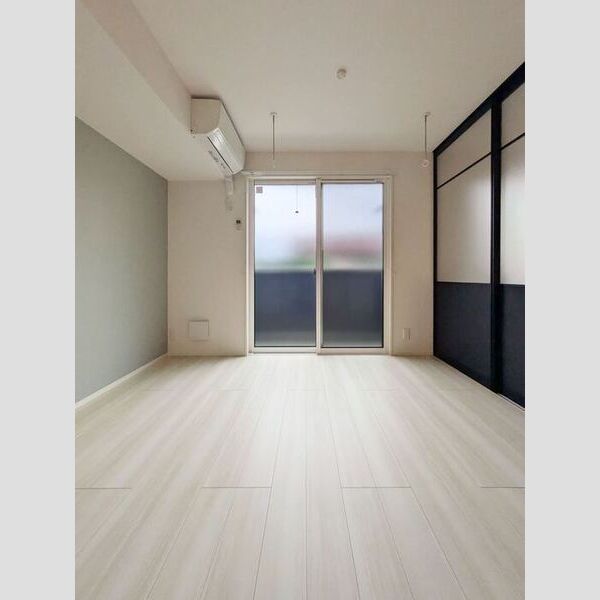 プラティア リビング