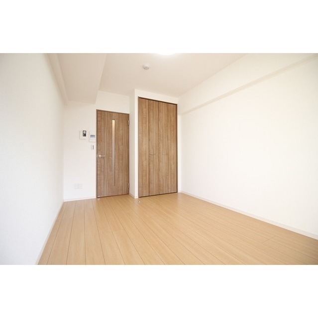 プレール・ドゥーク西川口Ⅱ105号室 リビング