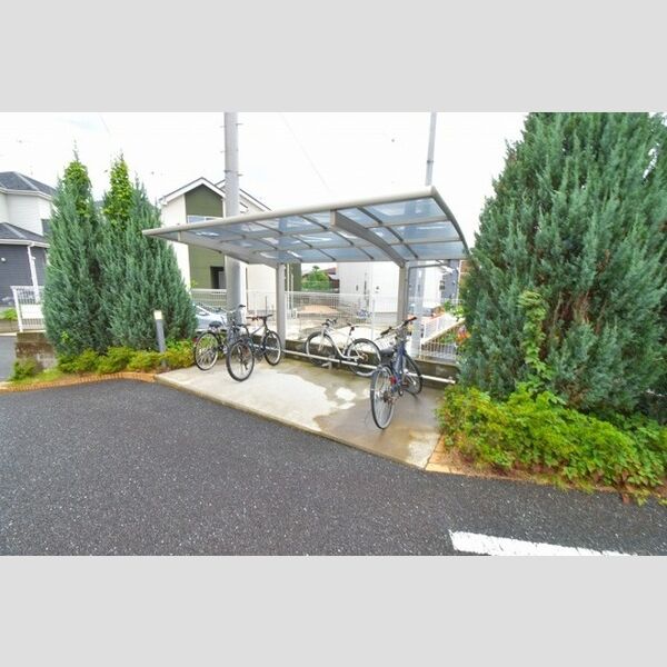 south wind Ⅱ 駐輪場