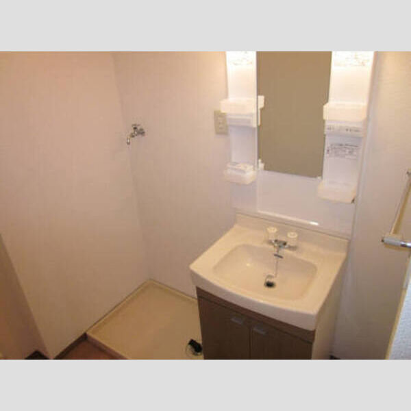 ヴィラ・グリーンヒルズ 洗面室102