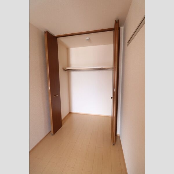 モンテローザ301号室 同建物別部屋の参考画像