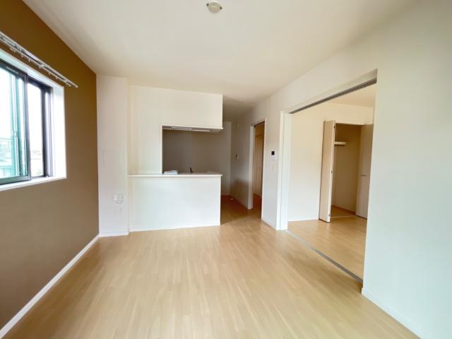 サファイアＡ203号室 リビング