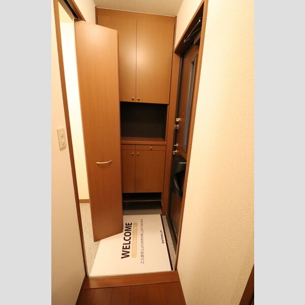 第2サニーサイト202号室 玄関