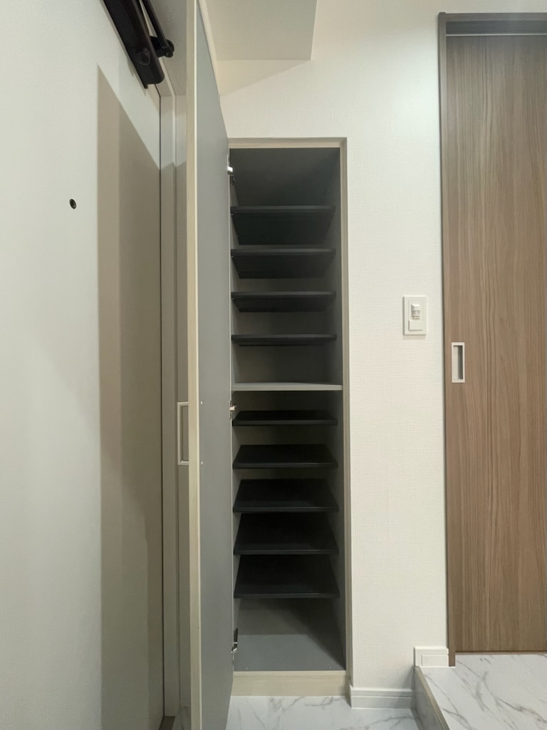 ヴィア・シテラ赤坂8階 収納