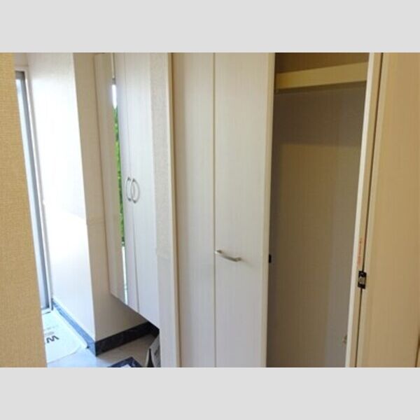 ソフィアコート　弐番館107号室 玄関