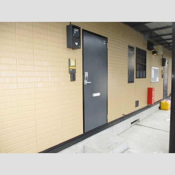 グリーンヒルズ　G棟 玄関