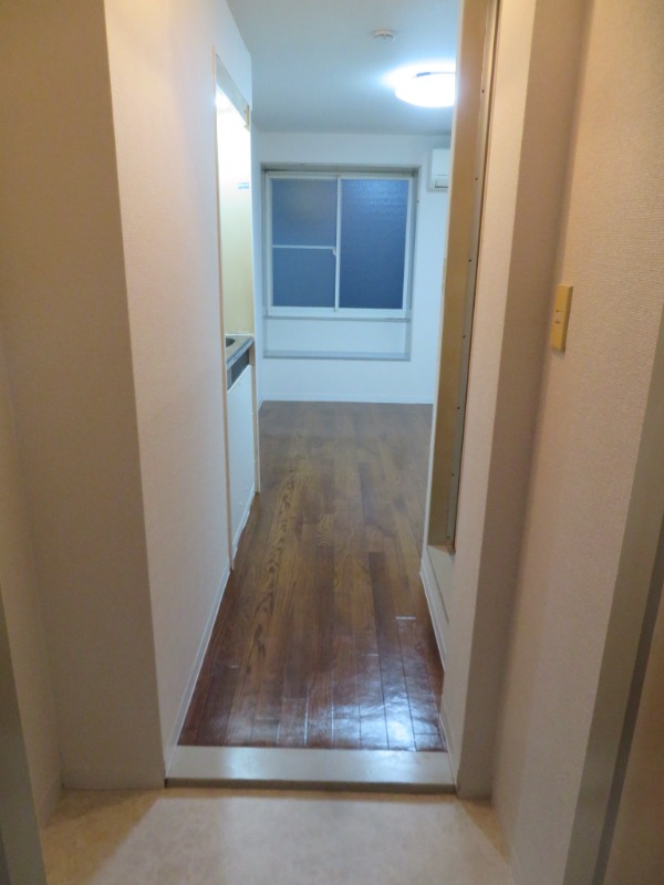 ポルシェ蒲田本町 ＊別号室の写真となります。