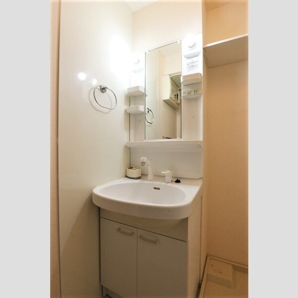 アネーロ・チヨ 洗髪洗面化粧台