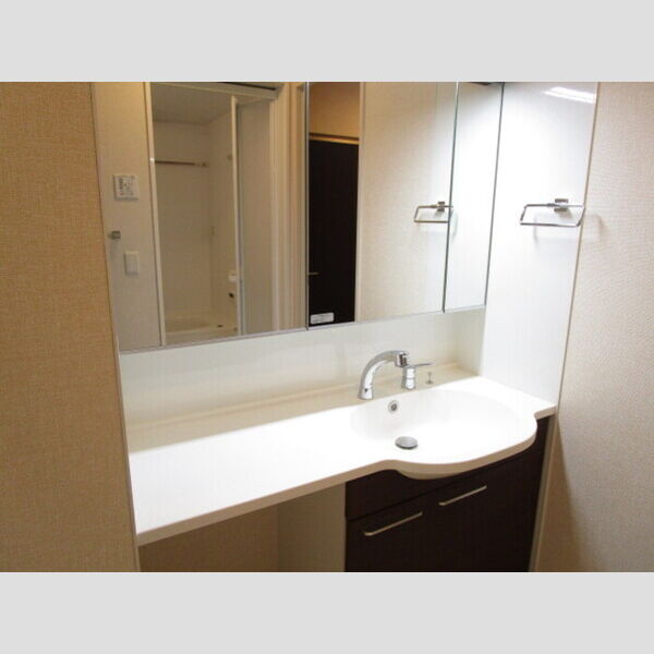 フェリーチェC 洗髪洗面化粧台