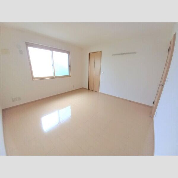 ローズコート山﨑205号室 洋室