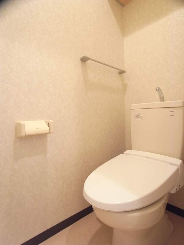 リリックコート長島Ⅱ2階 トイレ