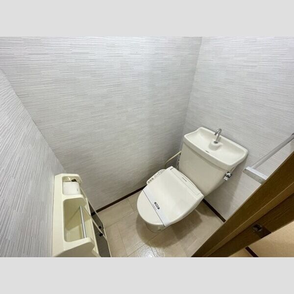 セジュール元山　Ⅱ トイレ　温水洗浄暖房便座