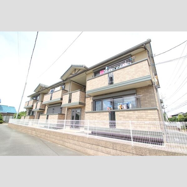 サンロイヤル202号室 外観