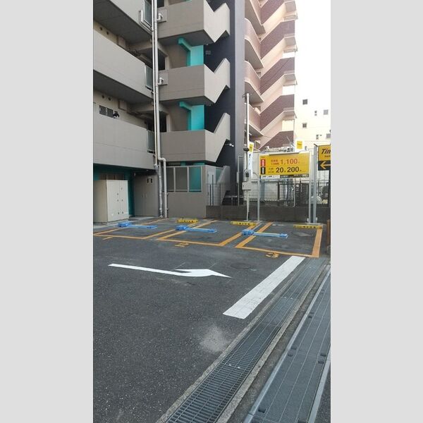 カスタリア西船橋0605号室 タイムズ駐車場