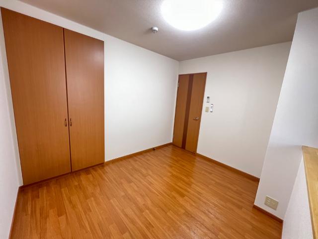 サン・キャッスル205号室 洋室５．６帖