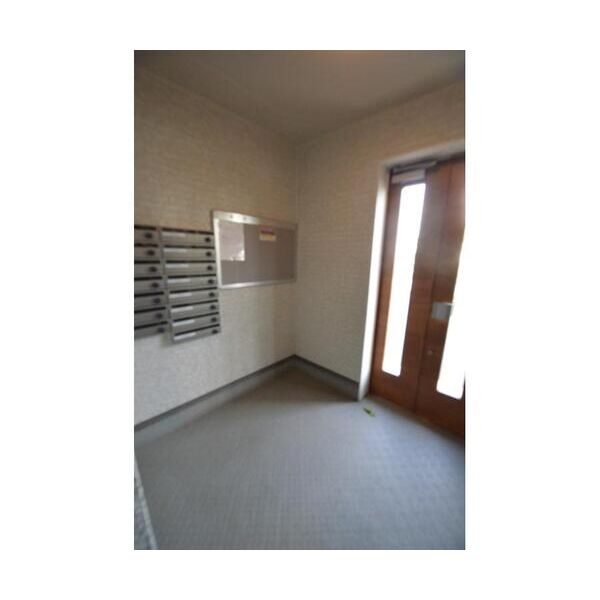 Liaison　Home　戸山公園202号室 エントランス