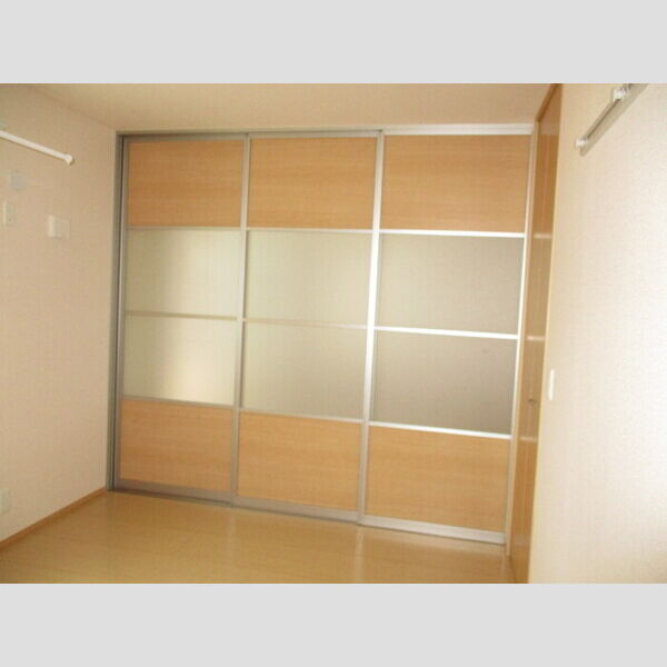 GLAD上本郷　A103号室 間仕切り　ライトスルースクリーン